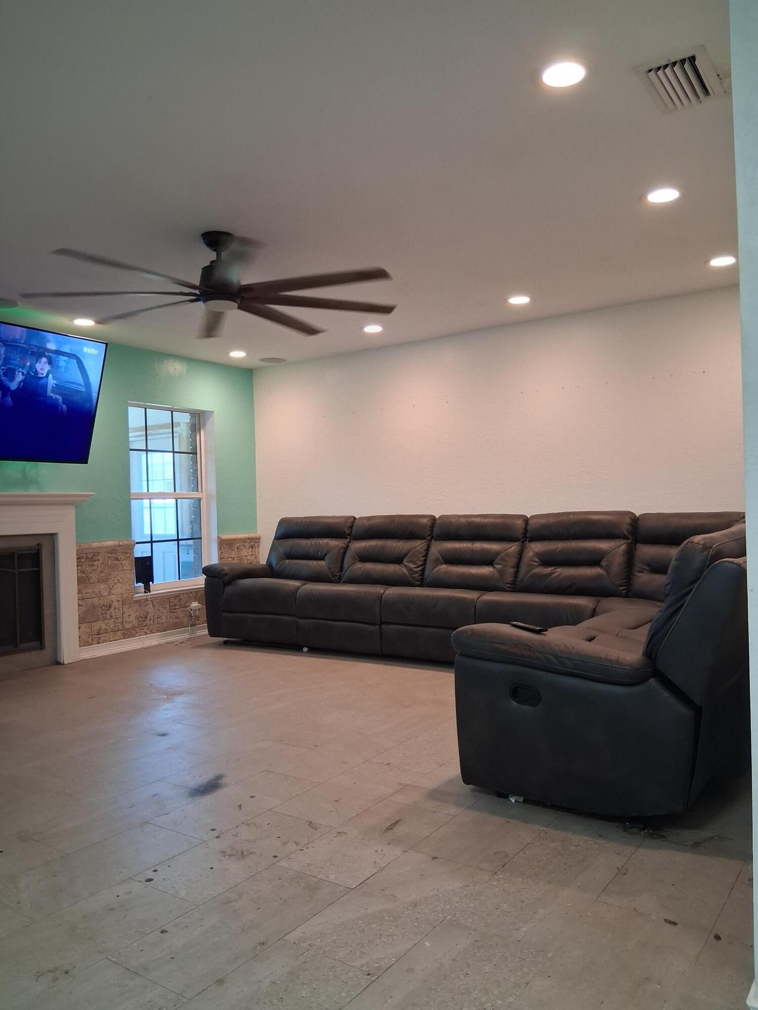 4795 Jorgensen Road Fort Pierce, FL 34981 - Photo 8 of 13 08_beyc6a0278f3cd607