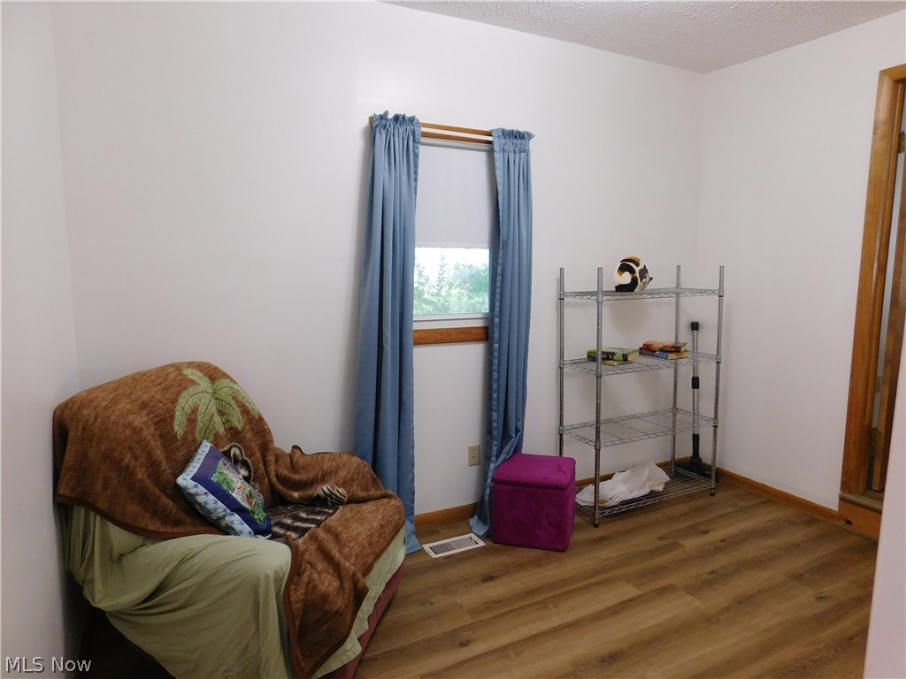 1073 Irish Road Kent, OH 44240 - Photo 13 of 28 Gallery Image 13