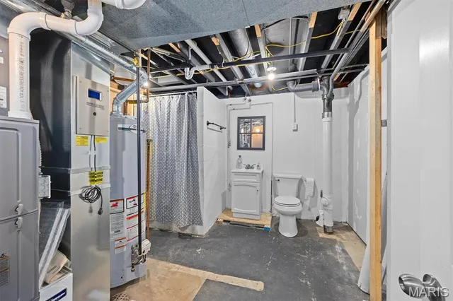 $220,000 | 35 Cardinal Lane, Highland, IL 62249