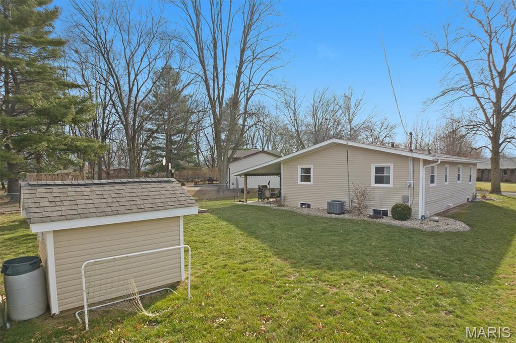 35 Cardinal Lane Highland, IL 62249 - Photo 28 of 38