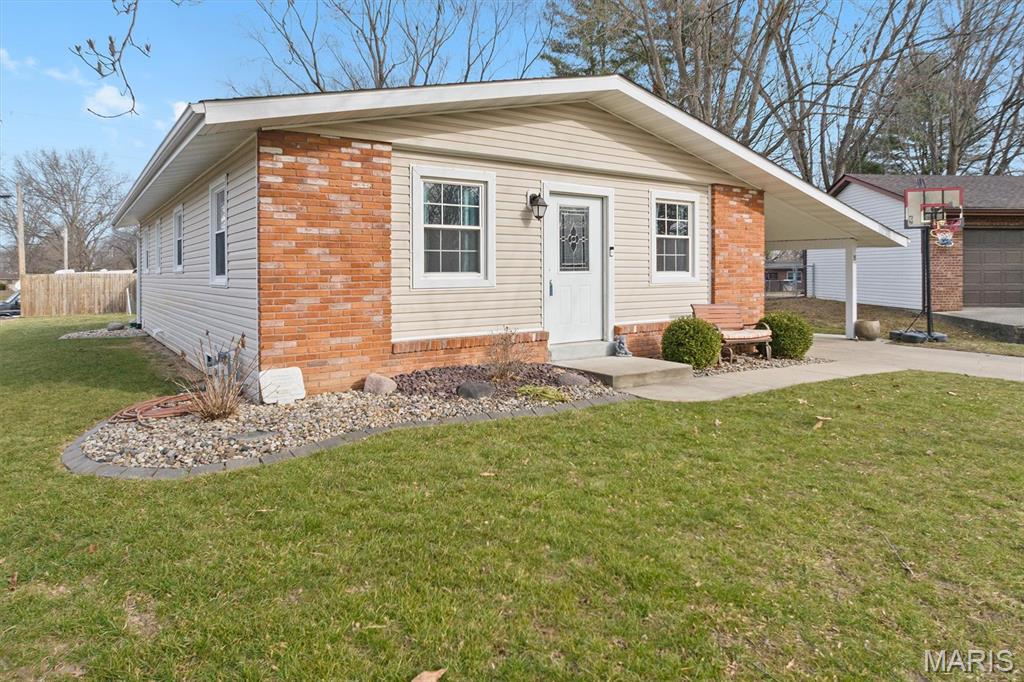 35 Cardinal Lane Highland, IL 62249 - Photo 34 of 38