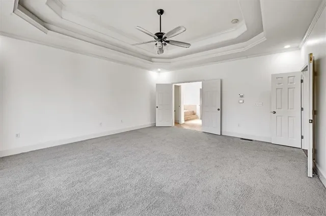 $600,000 | 10105 Northwest River Hills Drive, Parkville, MO 64152