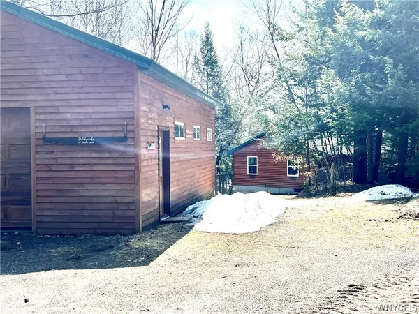 $569,000 | 17 Smith Lane, Williamstown, NY 13302