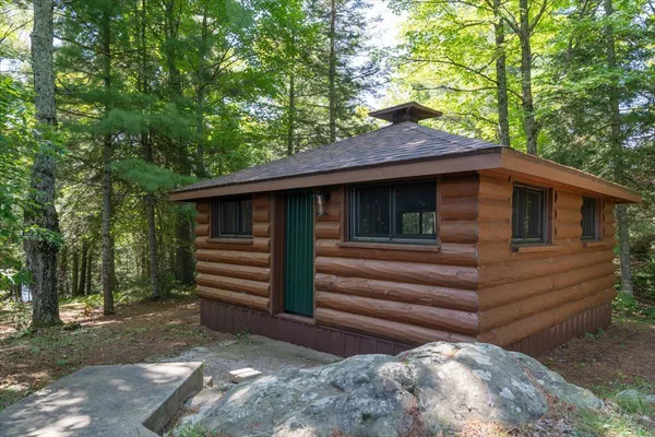 $3,000,000 | 1 Ramsey Island, Michigamme, MI 49861