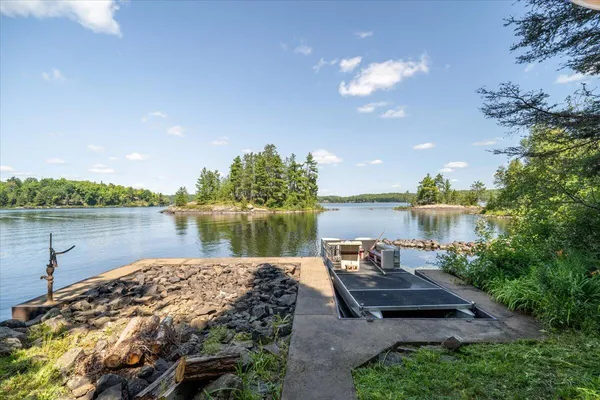 $3,000,000 | 1 Ramsey Island, Michigamme, MI 49861