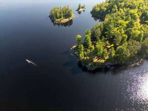 $3,000,000 | 1 Ramsey Island, Michigamme, MI 49861