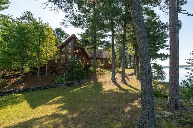 $3,000,000 | 1 Ramsey Island, Michigamme, MI 49861