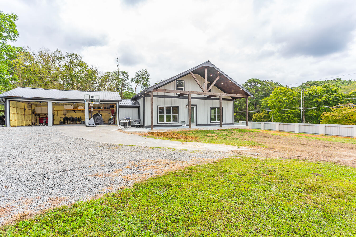 622 Boss Road Chickamauga, GA 30707 - Photo 70 of 101 622 Boss Road HD -64