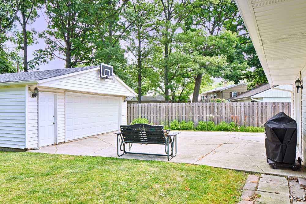 817 Applewood Road Fort Wayne, IN 46825 - Photo 32 of 36 Gallery Image 32