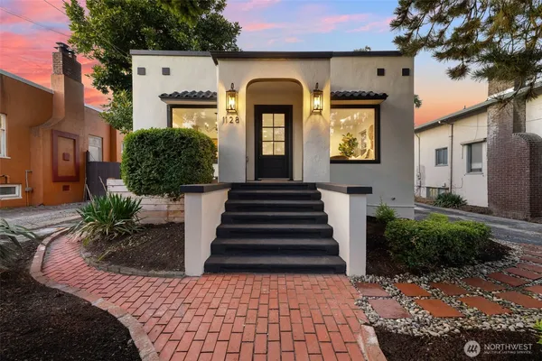 $1,450,000 | 1128 North 77th Street, Seattle, WA 98103