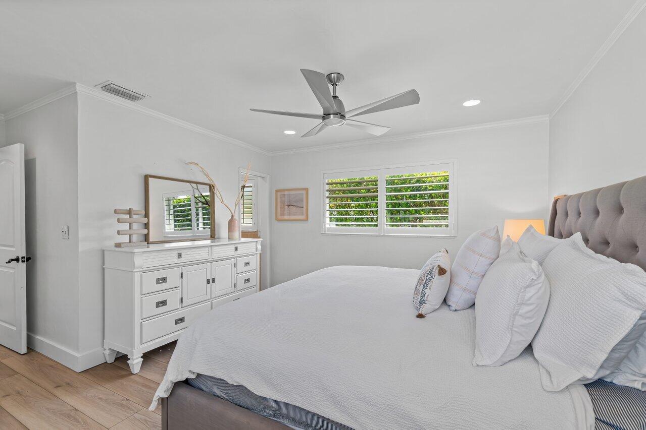 1032 Southwest 9th Avenue Boca Raton, FL 33486 - Photo 16 of 21 020-1032Southwest9thAvenue-BocaRaton-FL-