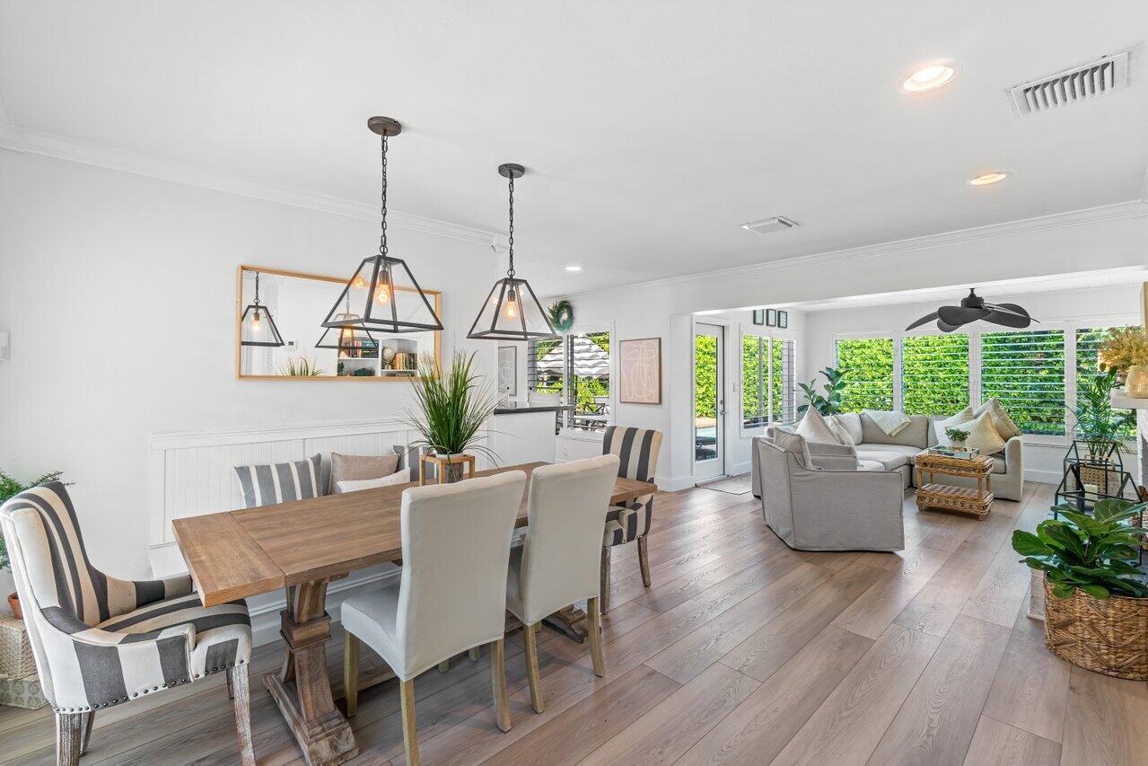 1032 Southwest 9th Avenue Boca Raton, FL 33486 - Photo 4 of 21 005-1032Southwest9thAvenue-BocaRaton-FL-