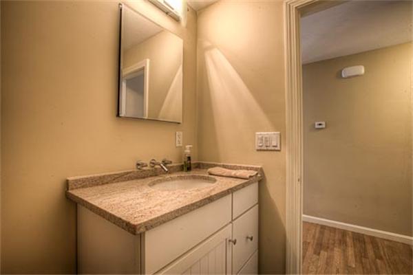 162 River Road Lowell, MA 01852 - Photo 13 of 20 Gallery Image 13