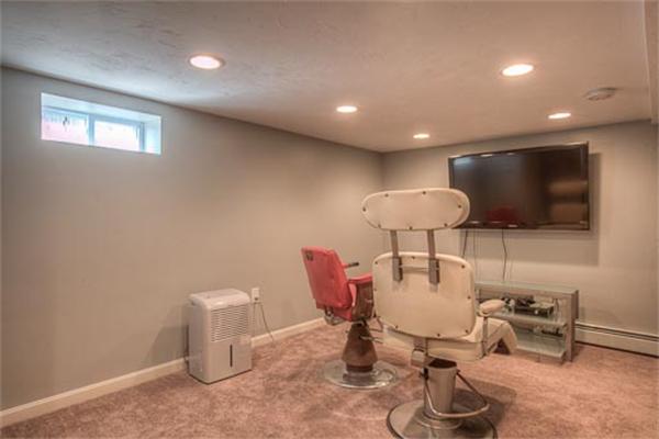 162 River Road Lowell, MA 01852 - Photo 19 of 20 Gallery Image 19