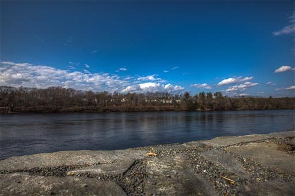 162 River Road Lowell, MA 01852 - Photo 7 of 20 Gallery Image 7