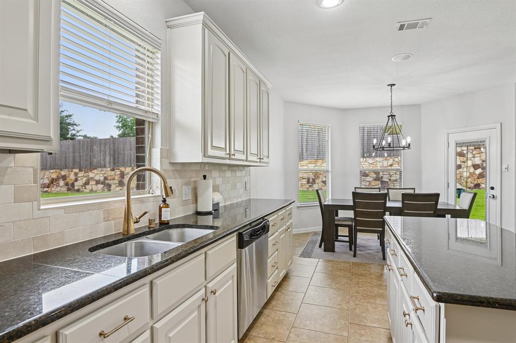 4018 Enclave Lane Rowlett, TX 75089 - Photo 13 of 39