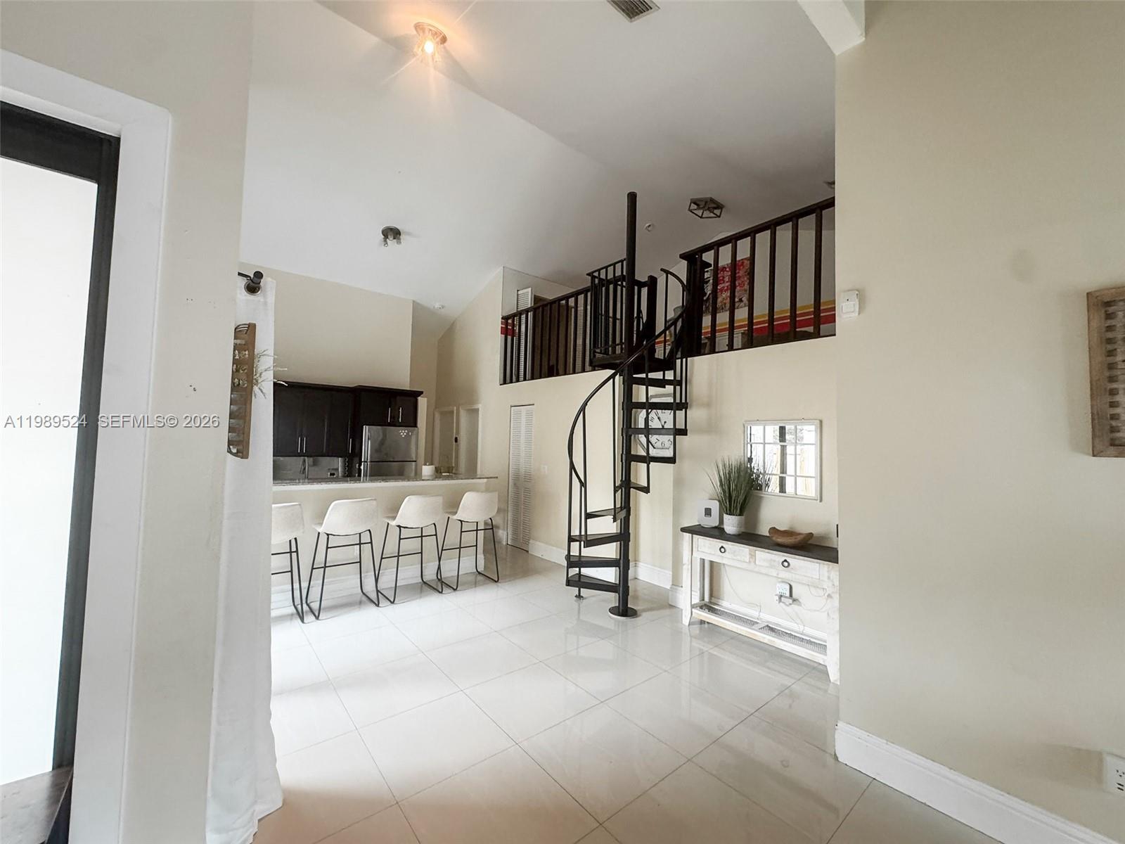 9635 Southwest 74th Street Miami, FL 33173 - Photo 11 of 44