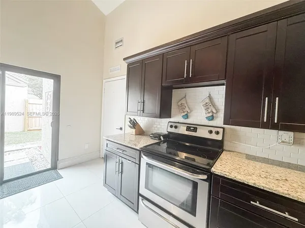 $3,850 | 9635 Southwest 74th Street, Miami, FL 33173