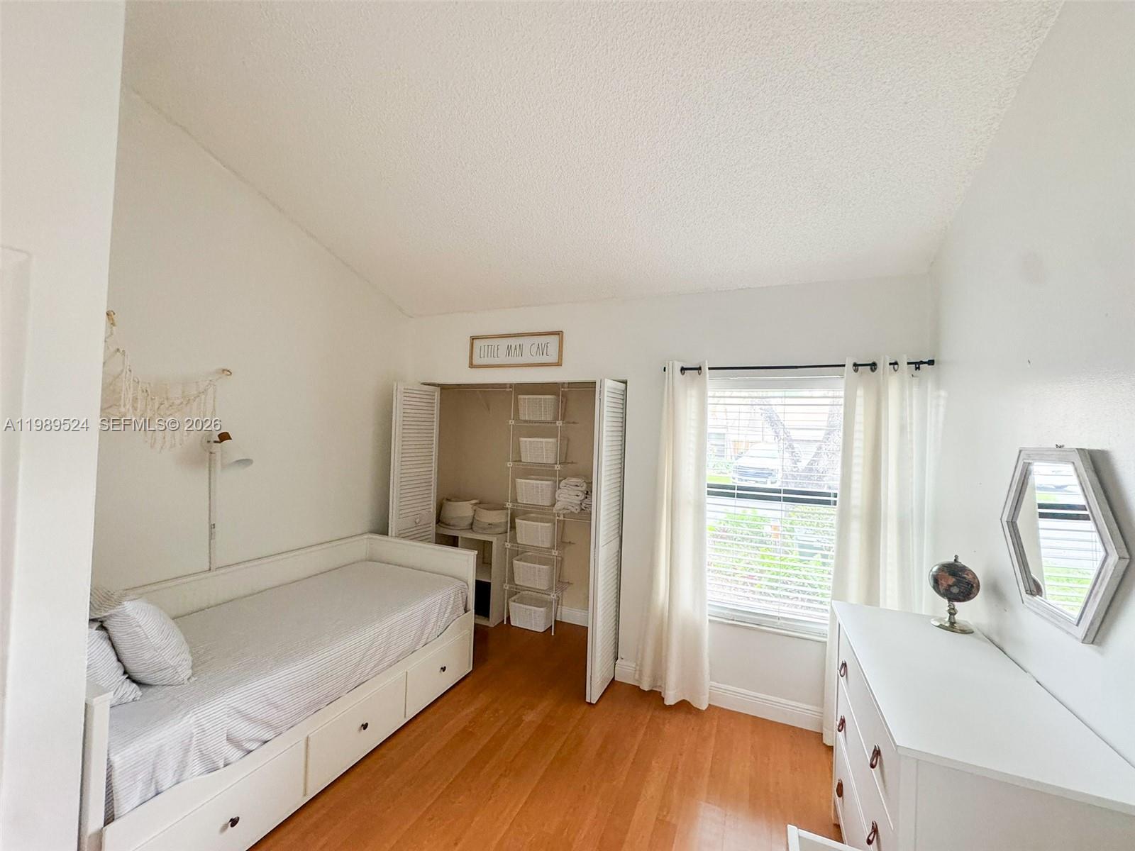 9635 Southwest 74th Street Miami, FL 33173 - Photo 27 of 44