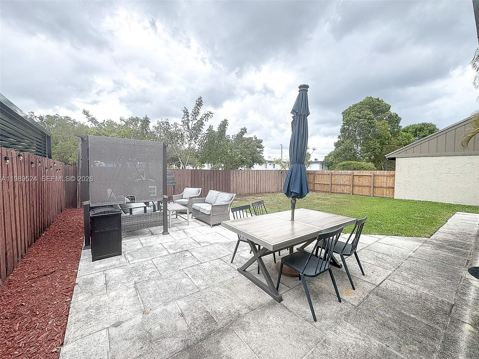 9635 Southwest 74th Street Miami, FL 33173 - Photo 40 of 44