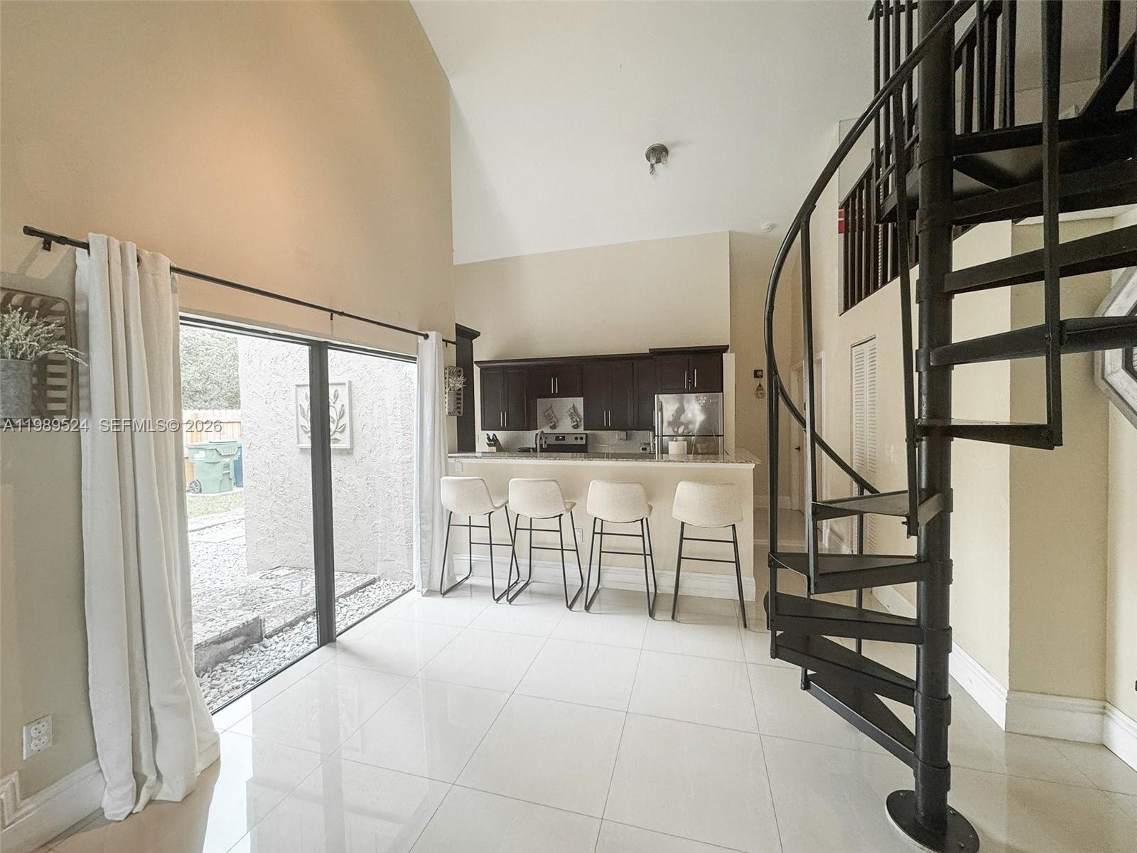 9635 Southwest 74th Street Miami, FL 33173 - Photo 10 of 44