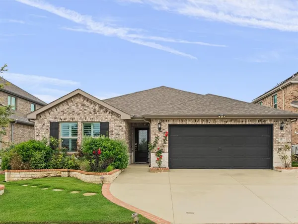 $2,600 | 1512 Berry Rdg Trail, Aubrey, TX 76227