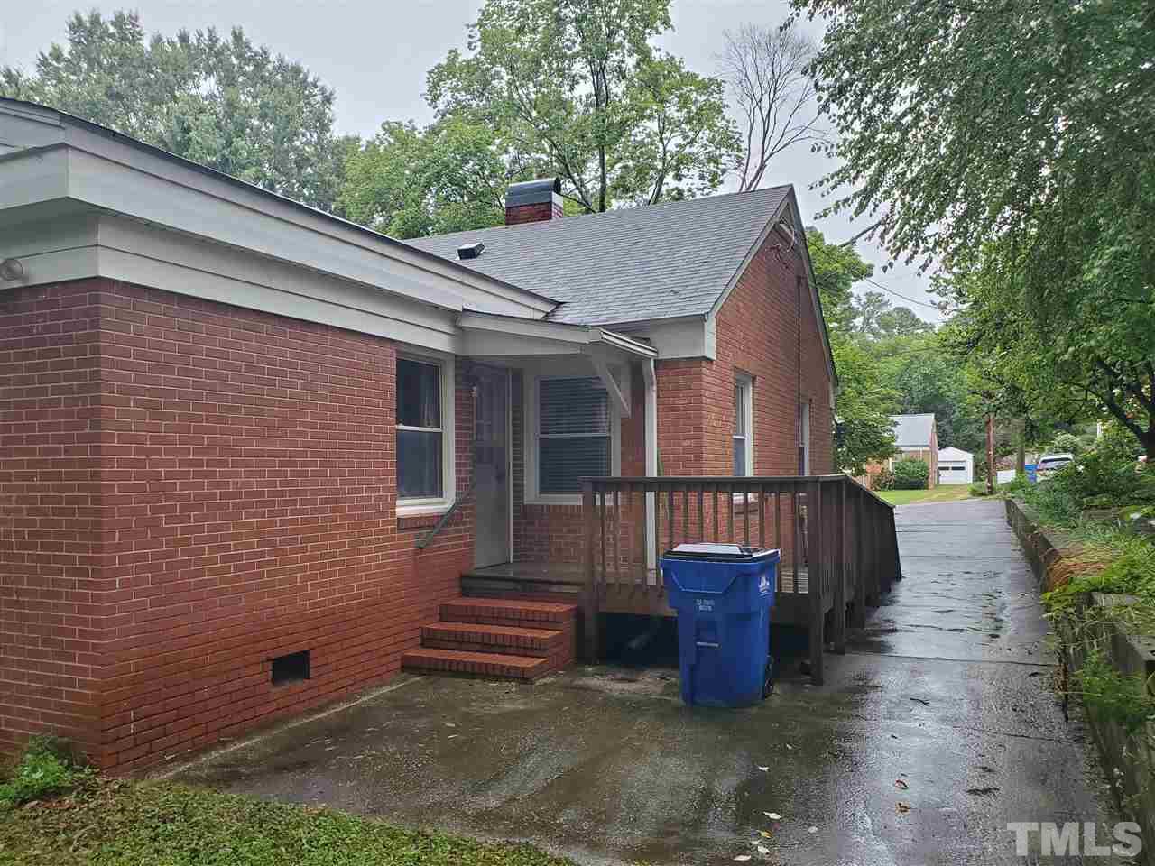 1211 Watauga Street Raleigh, NC 27604 - Photo 6 of 9