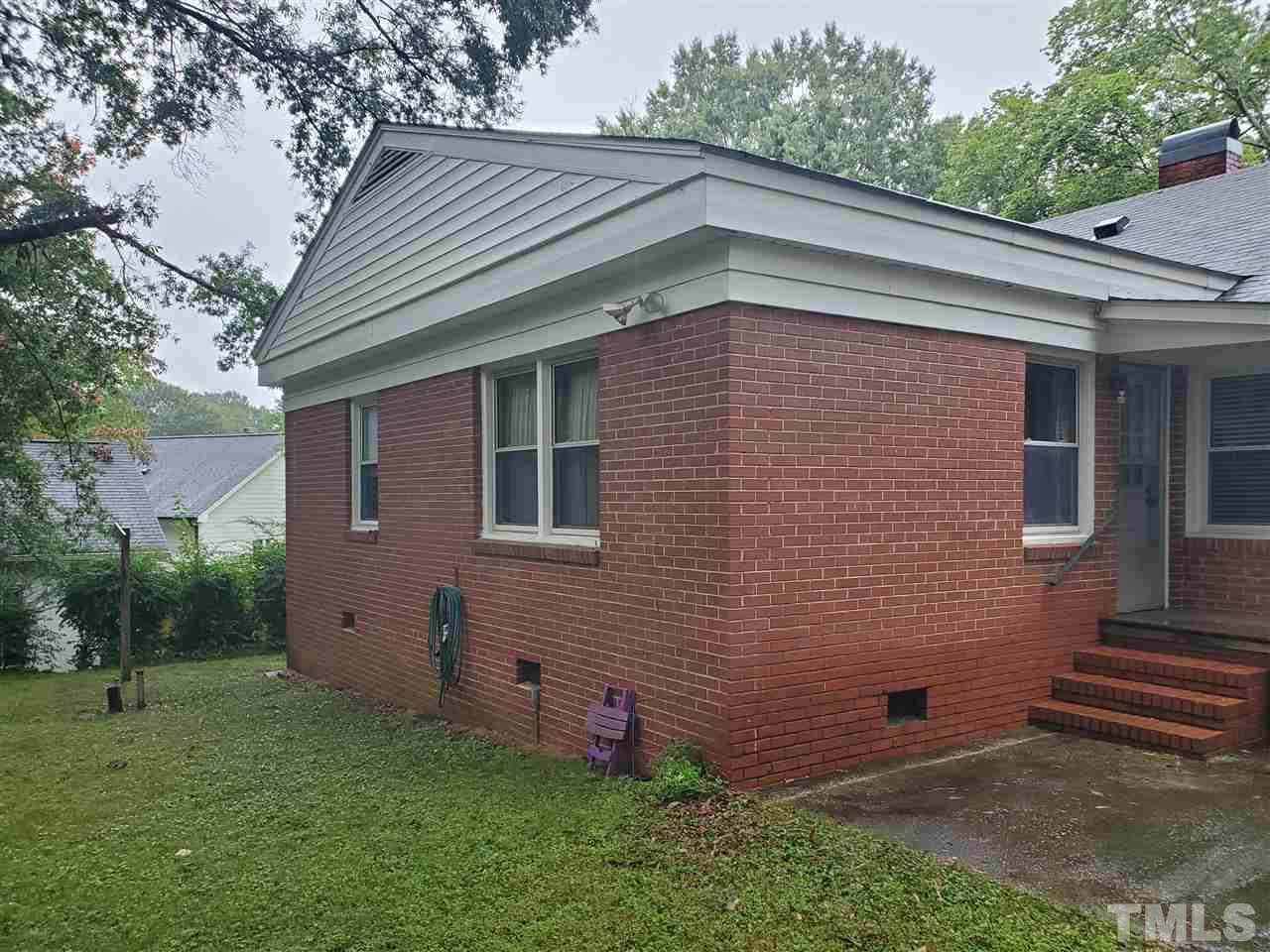 1211 Watauga Street Raleigh, NC 27604 - Photo 7 of 9