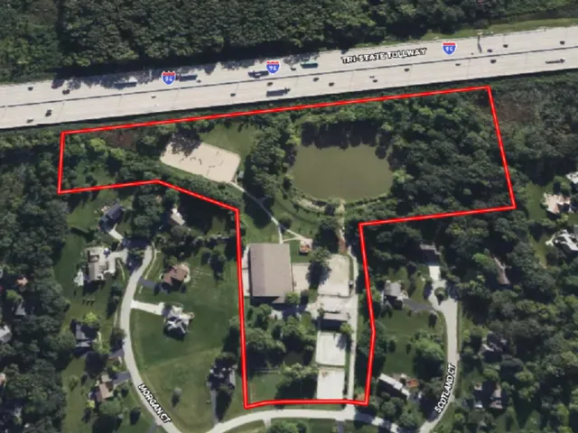 $2,800,000 | 14314 Towne Trail, Green Oaks, IL 60048