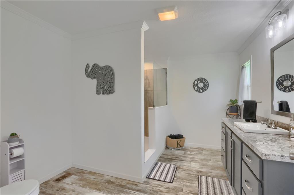 3724 Ellwood Road New Castle, PA 16101 - Photo 17 of 35 Gallery Image 17