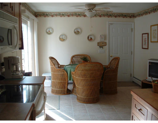 97 Carroll Hill Road Charlton, MA 01507 - Photo 10 of 14