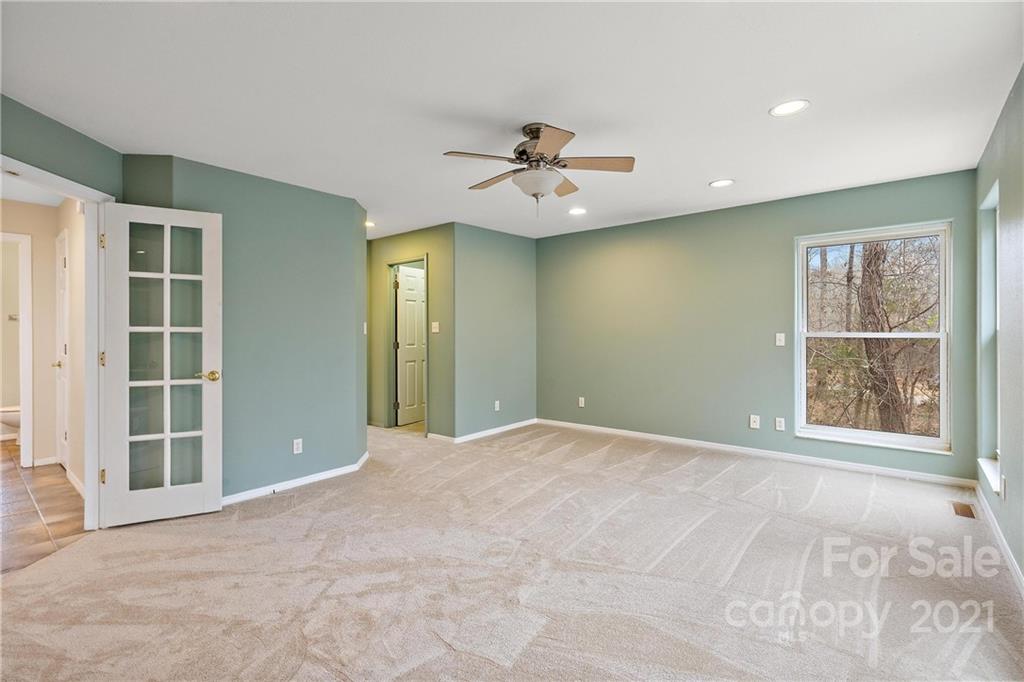 4513 Lazy H Road Fort Lawn, SC 29714 - Photo 16 of 48 Gallery Image 16