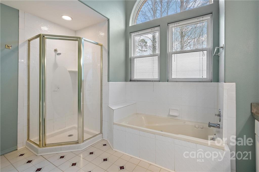 4513 Lazy H Road Fort Lawn, SC 29714 - Photo 18 of 48 Gallery Image 18