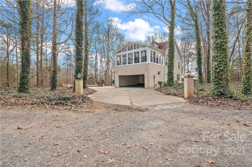 4513 Lazy H Road Fort Lawn, SC 29714 - Photo 36 of 48 Gallery Image 36