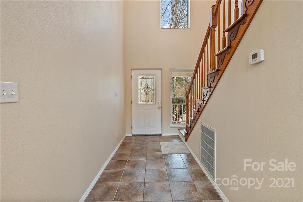 4513 Lazy H Road Fort Lawn, SC 29714 - Photo 4 of 48 Gallery Image 4