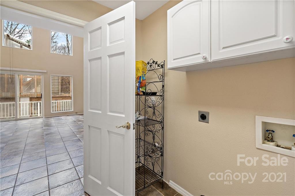 4513 Lazy H Road Fort Lawn, SC 29714 - Photo 5 of 48 Gallery Image 5
