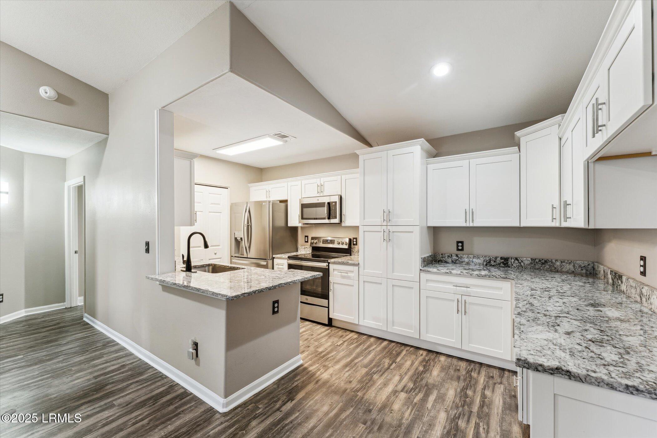 897 Fording Island Road, Unit 508 Bluffton, SC 29910 - Photo 1 of 15 04-897-Fording-Island-Rd-apt-508-Bluffto