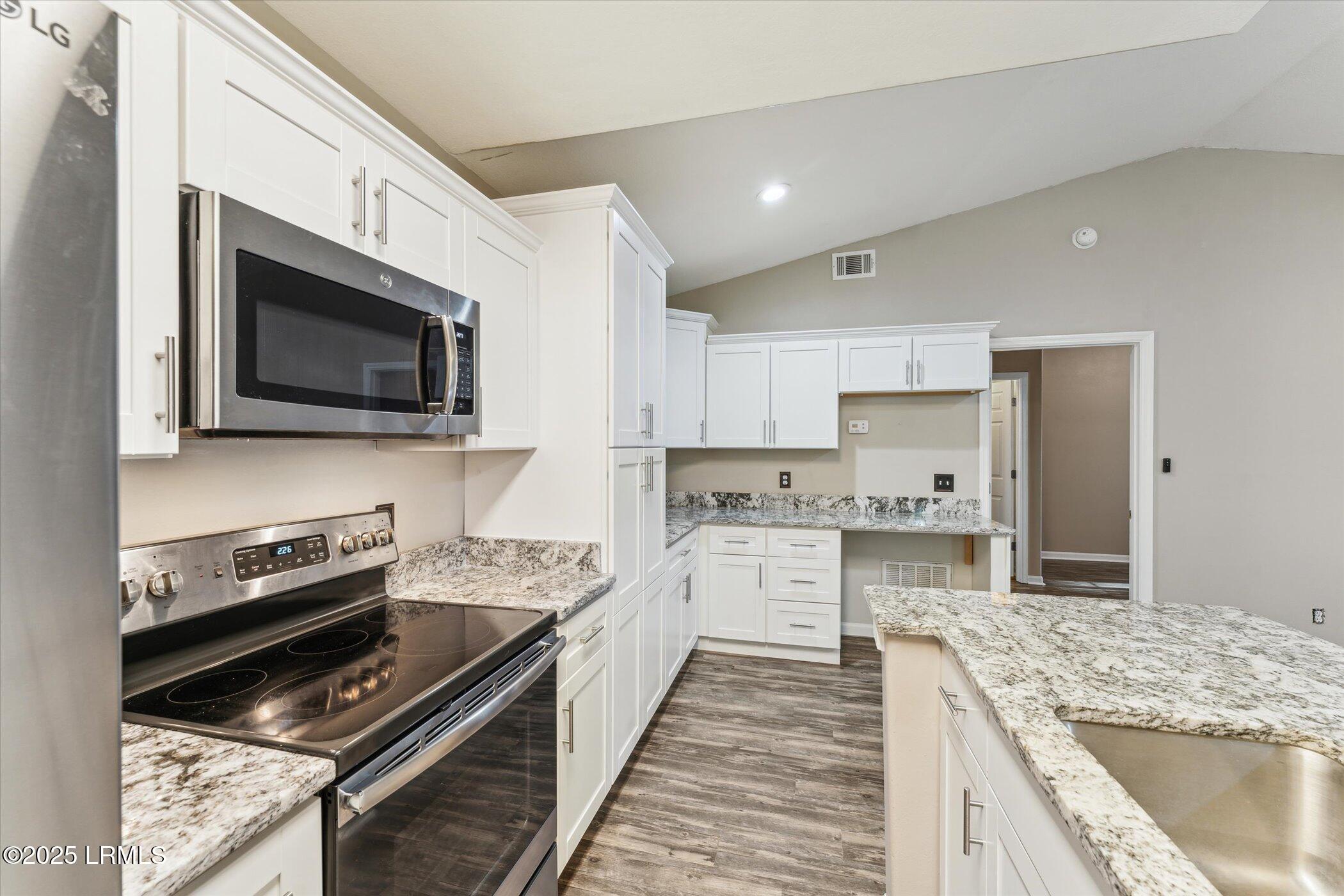 897 Fording Island Road, Unit 508 Bluffton, SC 29910 - Photo 3 of 15 06-897-Fording-Island-Rd-apt-508-Bluffto