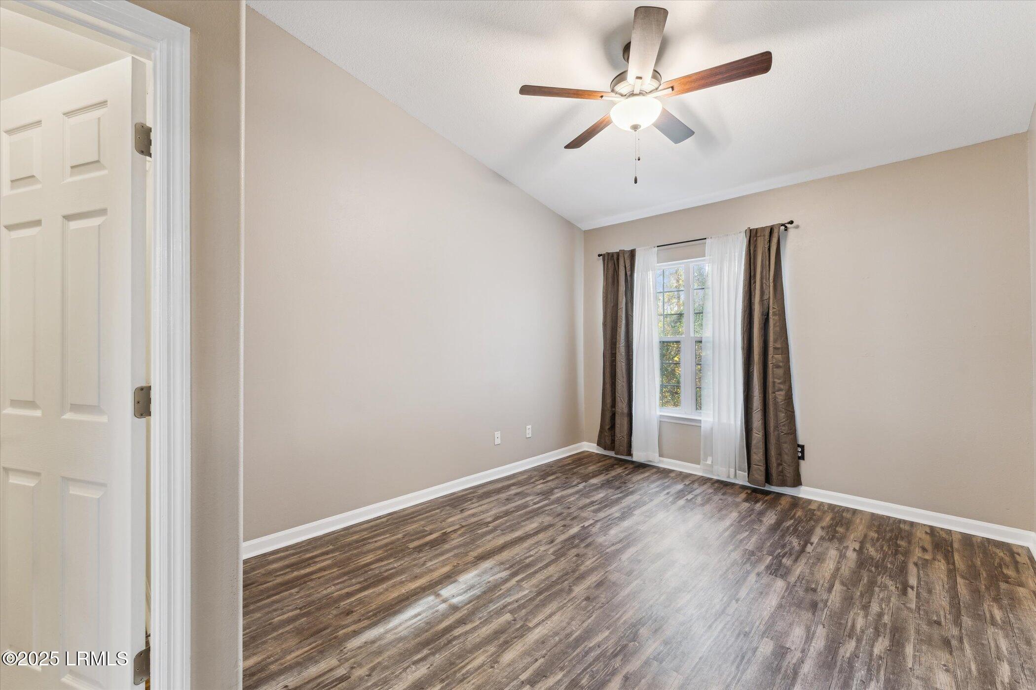 897 Fording Island Road, Unit 508 Bluffton, SC 29910 - Photo 8 of 15 11-897-Fording-Island-Rd-apt-508-Bluffto