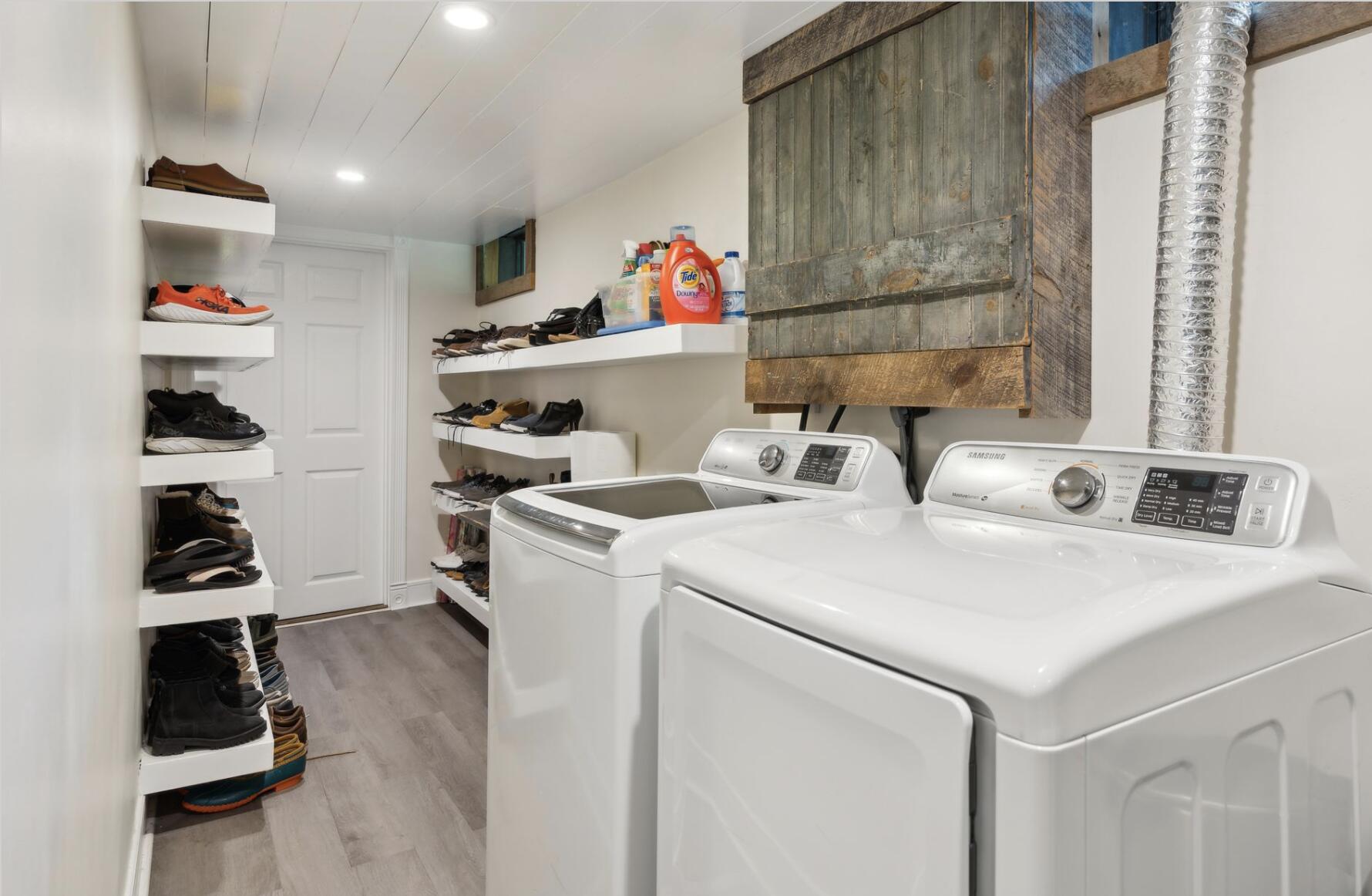 12 Hallmark Road Cumberland Foreside, ME 04110 - Photo 22 of 40 Laundry Room