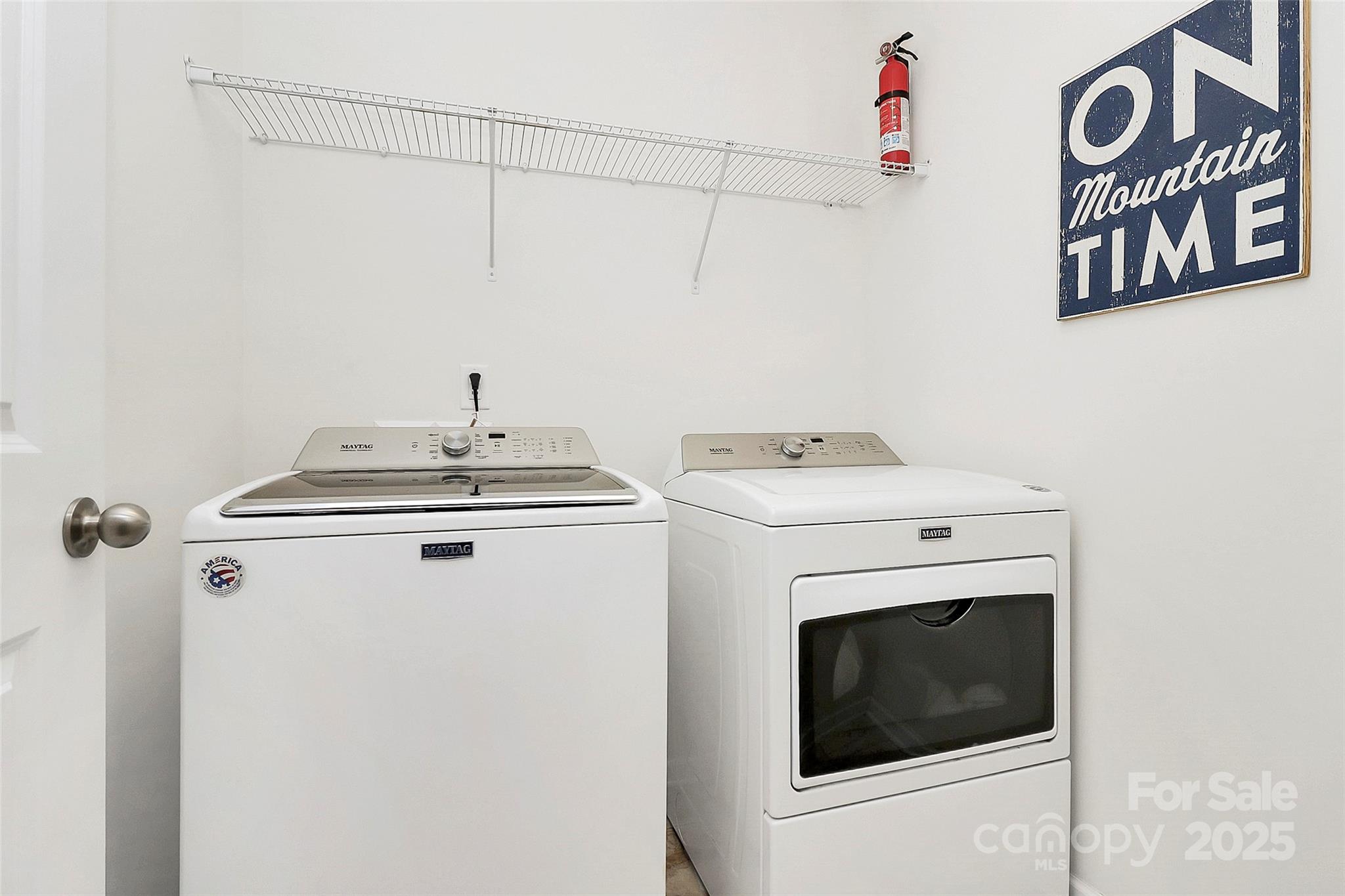 1093 Baldwin Drive Lancaster, SC 29720 - Photo 37 of 42 a utility room with dryer and washer