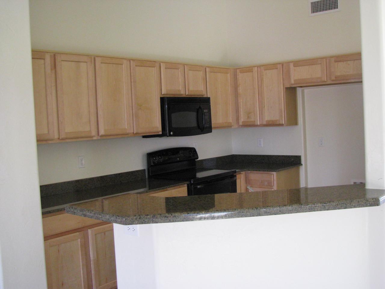 432 Colorado Court Rio Rico, AZ 85648 - Photo 3 of 7