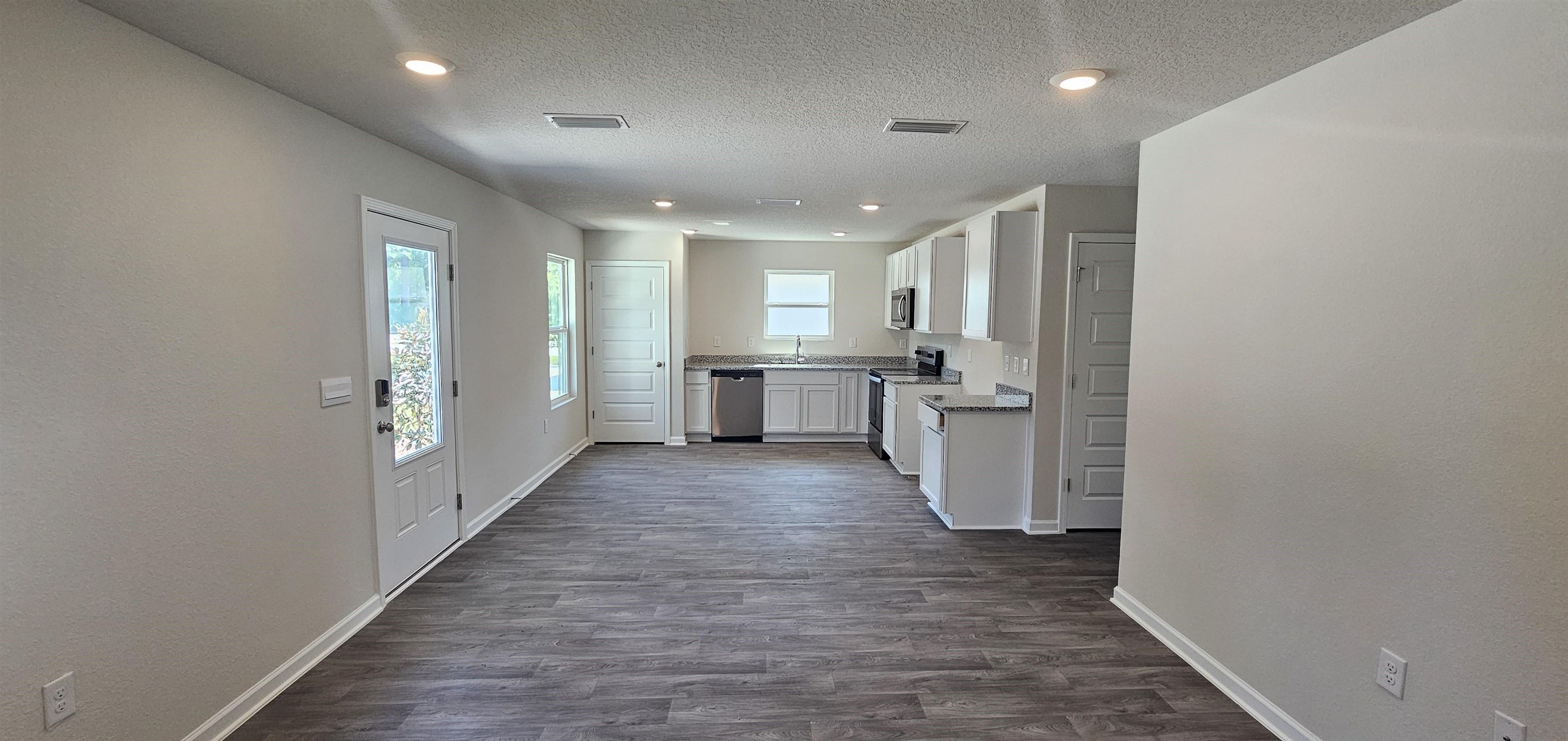 1024 South Bay Street Foley, AL 36535 - Photo 3 of 28 Kitchen