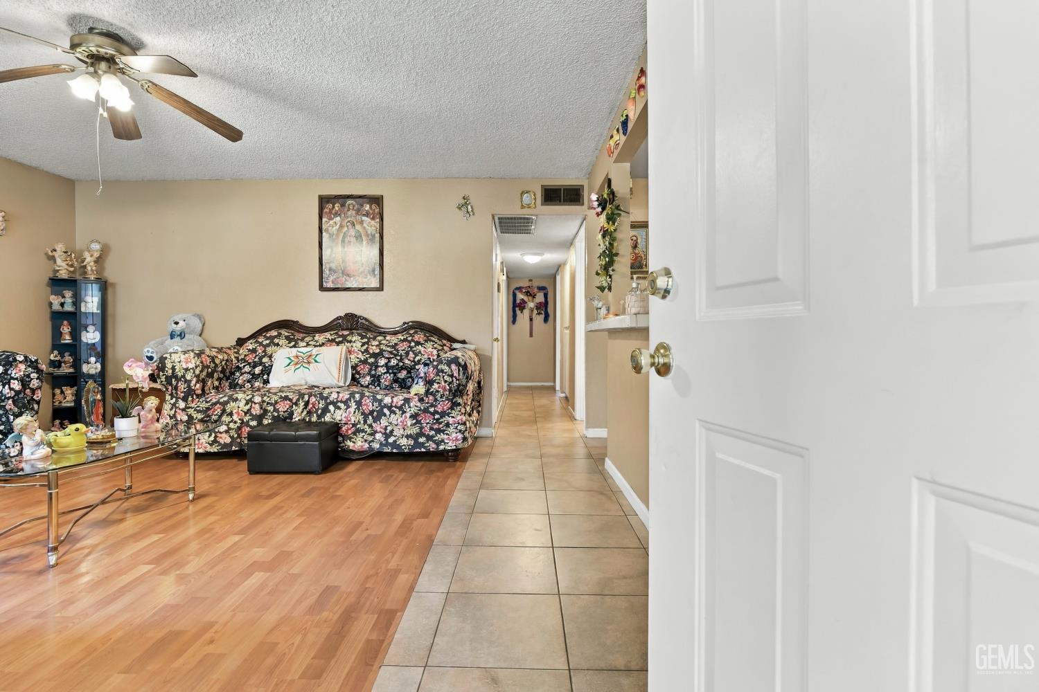 Undisclosed Address Wasco, CA 93280 - Photo 9 of 30 Gallery Image 9