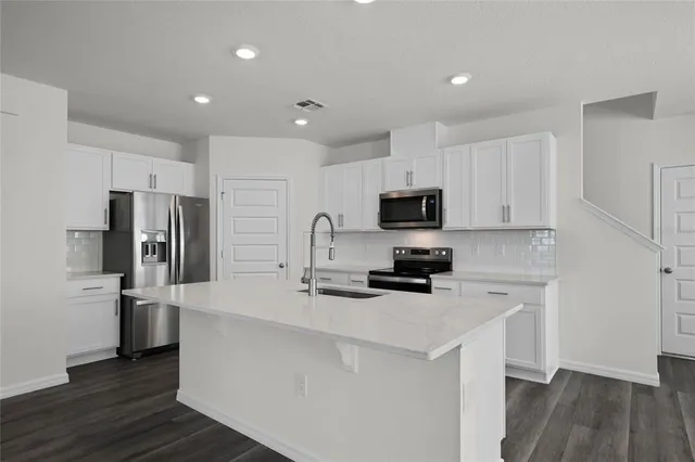 $330,990 | 1604 Hummingbird Lane, Winter Haven, FL 33884