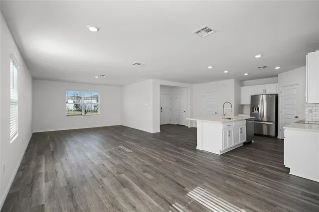 $330,990 | 1604 Hummingbird Lane, Winter Haven, FL 33884