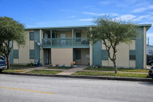 $600,000 | 1908 33rd Street, Galveston, TX 77550
