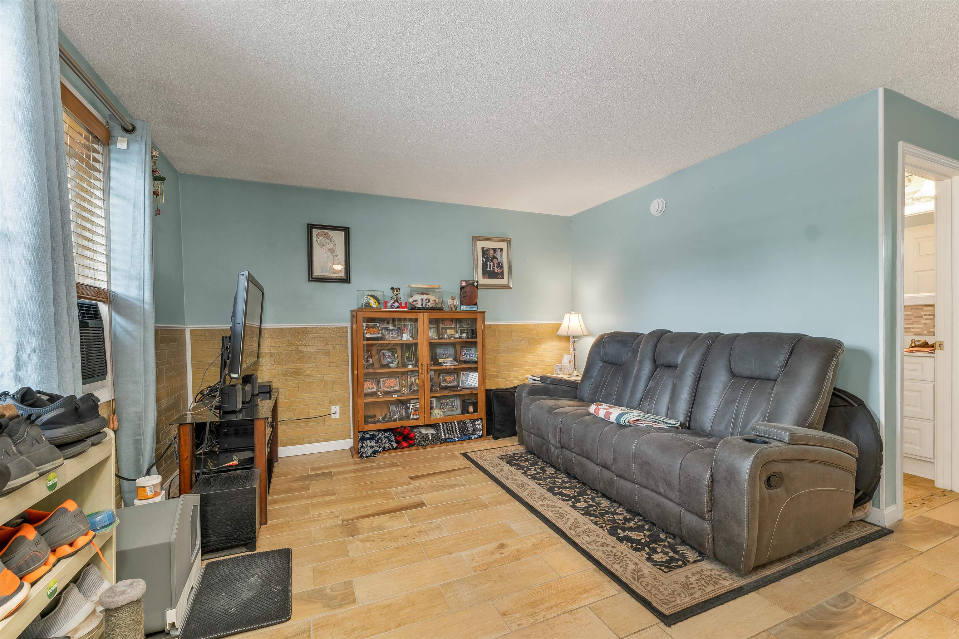 1035 South Mammoth Road, Unit 3 Manchester, NH 03109 - Photo 16 of 37