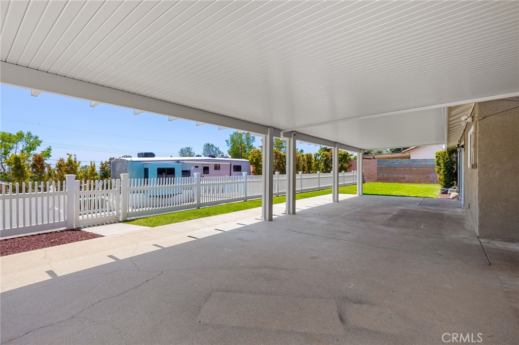 8729 Hillside Road Rancho Cucamonga, CA 91701 - Photo 41 of 66 a view of an indoor swimming pool