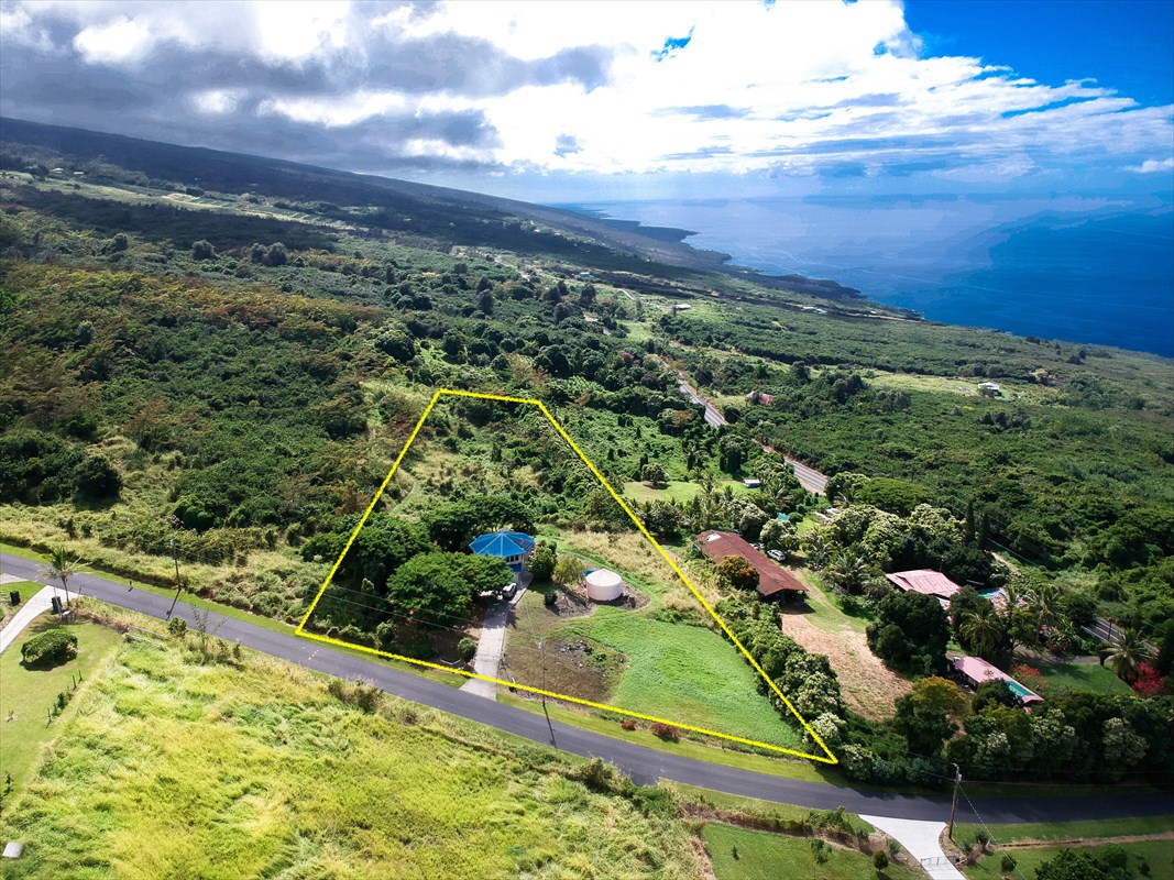 87-1018 Haleili Road Captain Cook, HI 96704 - Photo 3 of 23